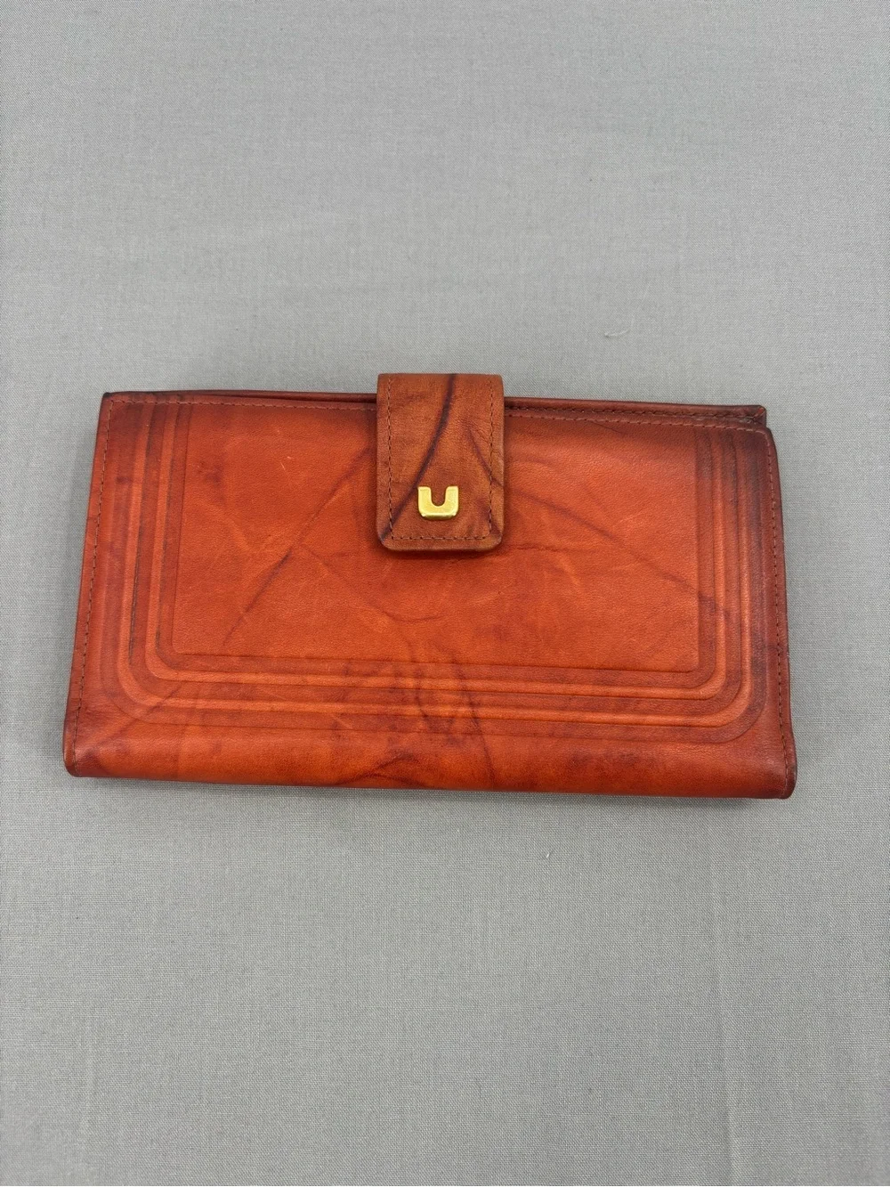 Vintage Baronet Leather Wallet Clutch in Distressed Cognac Brown